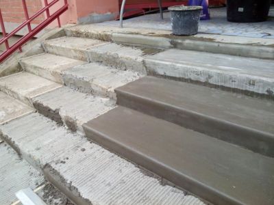 Накладные ступени для лестниц из бетона