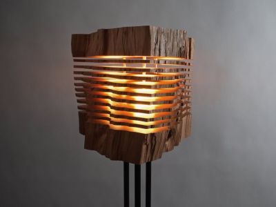 Деревянная лампа