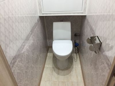 Бюджетный ремонт в маленьком туалете