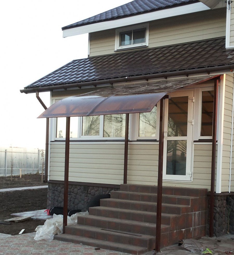 Крыльцо с навесом