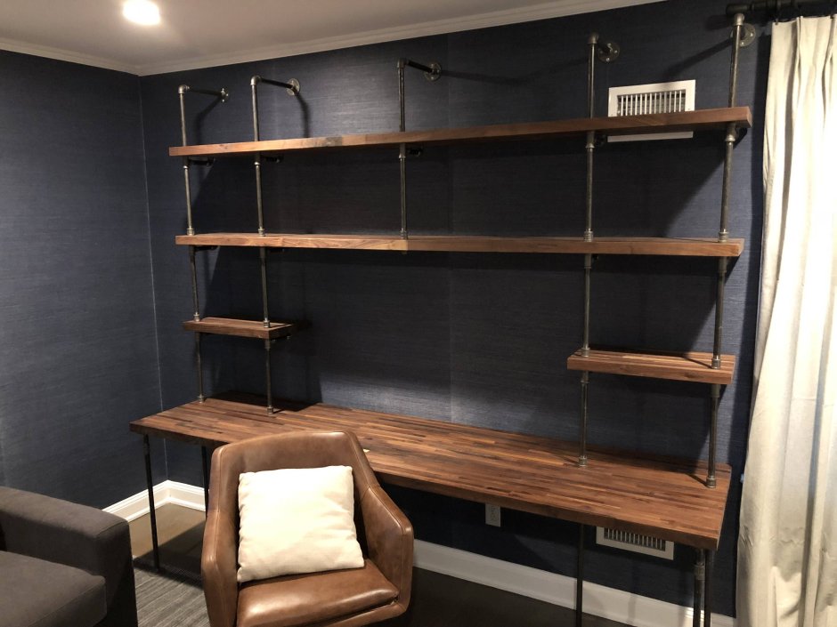 Полки из металлических труб