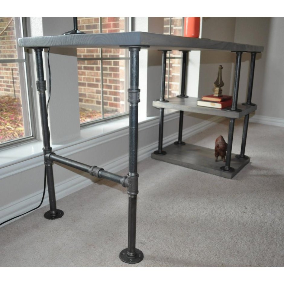 Стеллаж из водопроводных труб