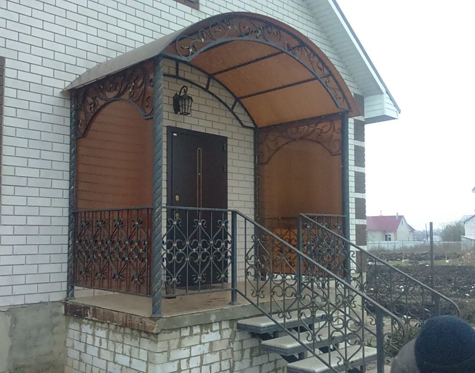 Крыльцо из поликарбоната