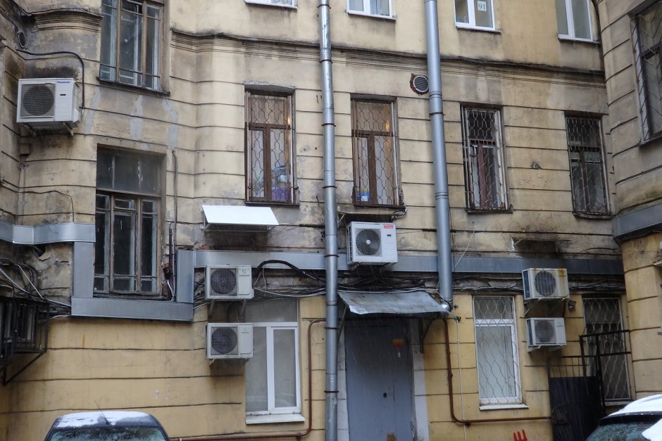 Пик окна Полярная 25