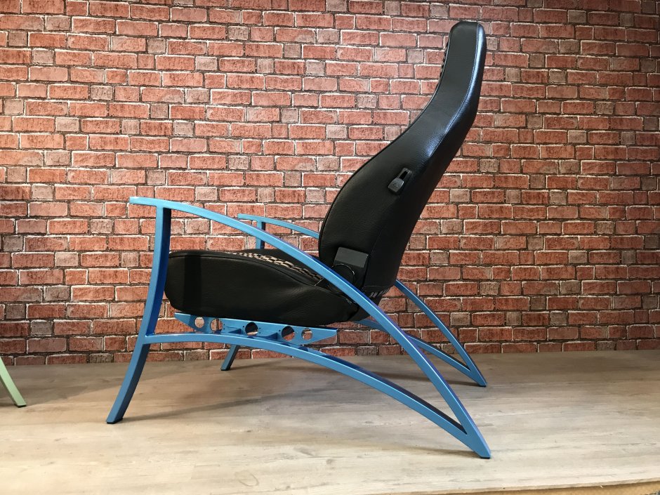 Кресло из автомобильного сидения