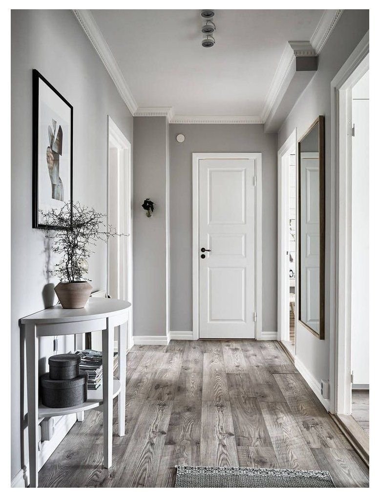 Серые двери в интерьере