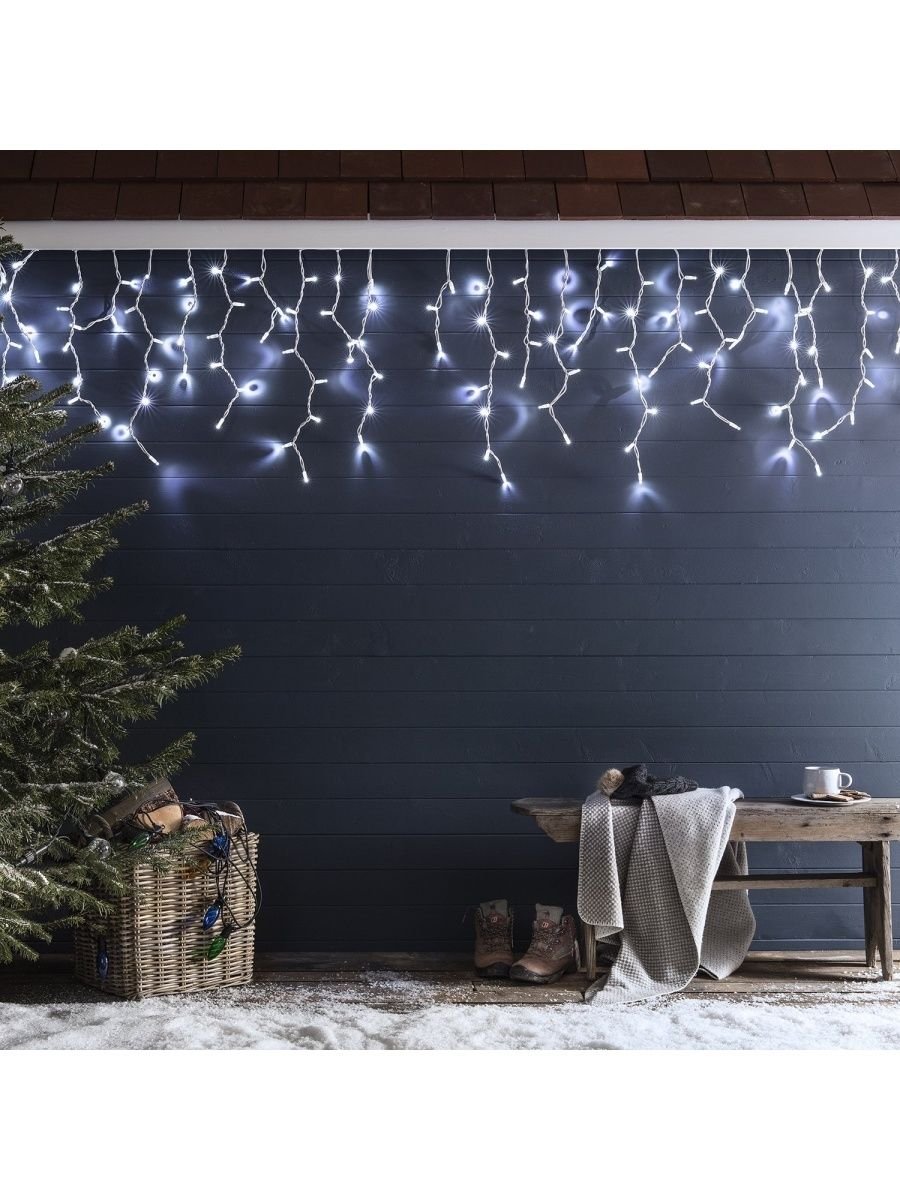 Новогодние гирлянды в интерьере