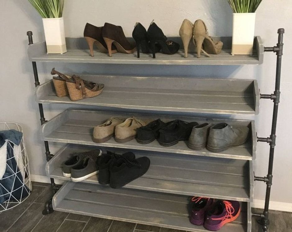 Обувница из профильной трубы в стиле лофт