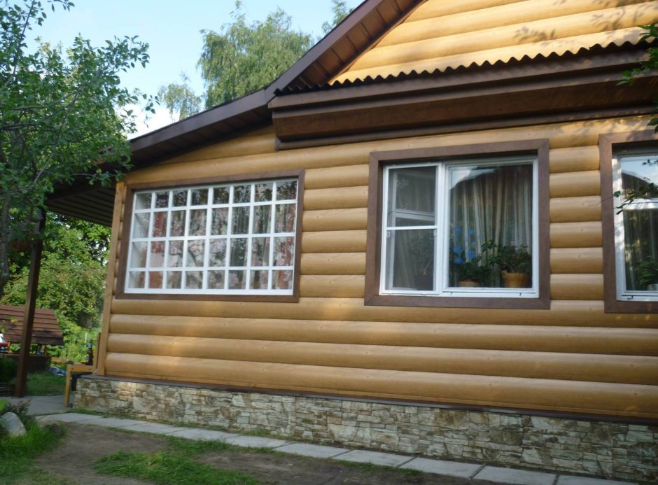 Дом обшитый блок хаусом