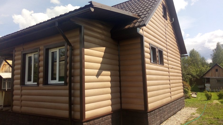 Отделка домов металлосайдингом