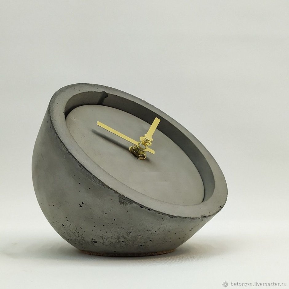 Часы настольные лофт