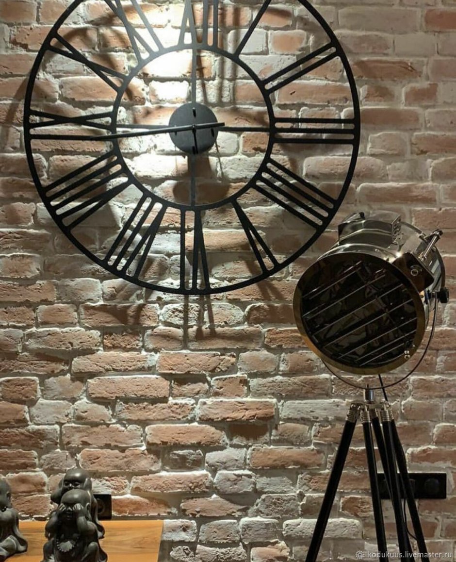 Часы из дерева настенные