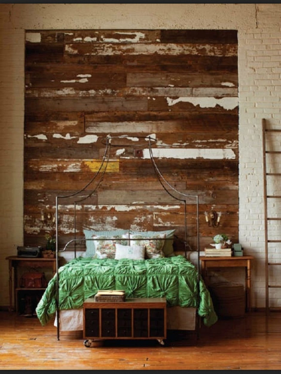 Дерево в интерьере лофт