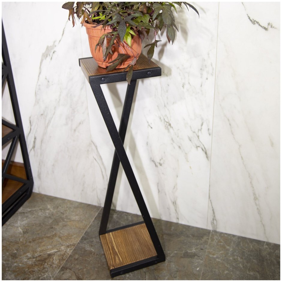 Этажерка для цветов в стиле лофт