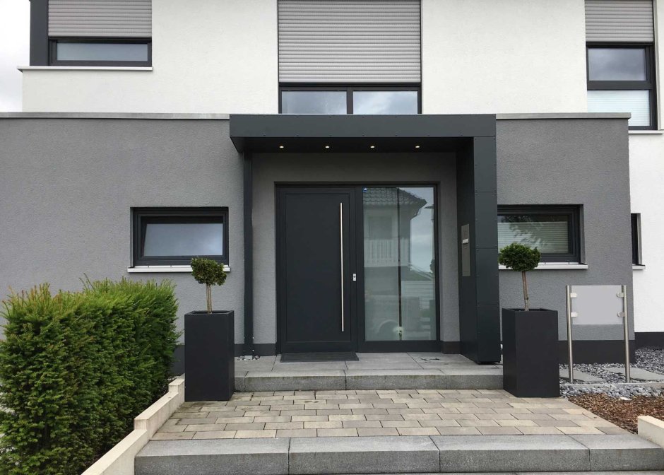 Современная входная группа