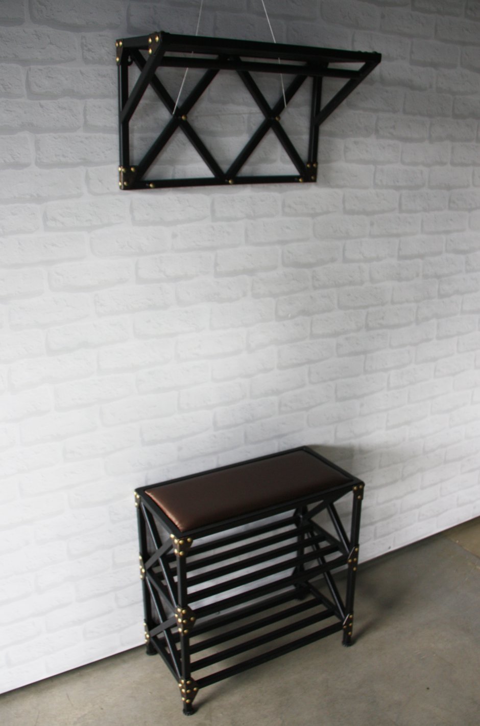 Прихожая лофт из профильной трубы