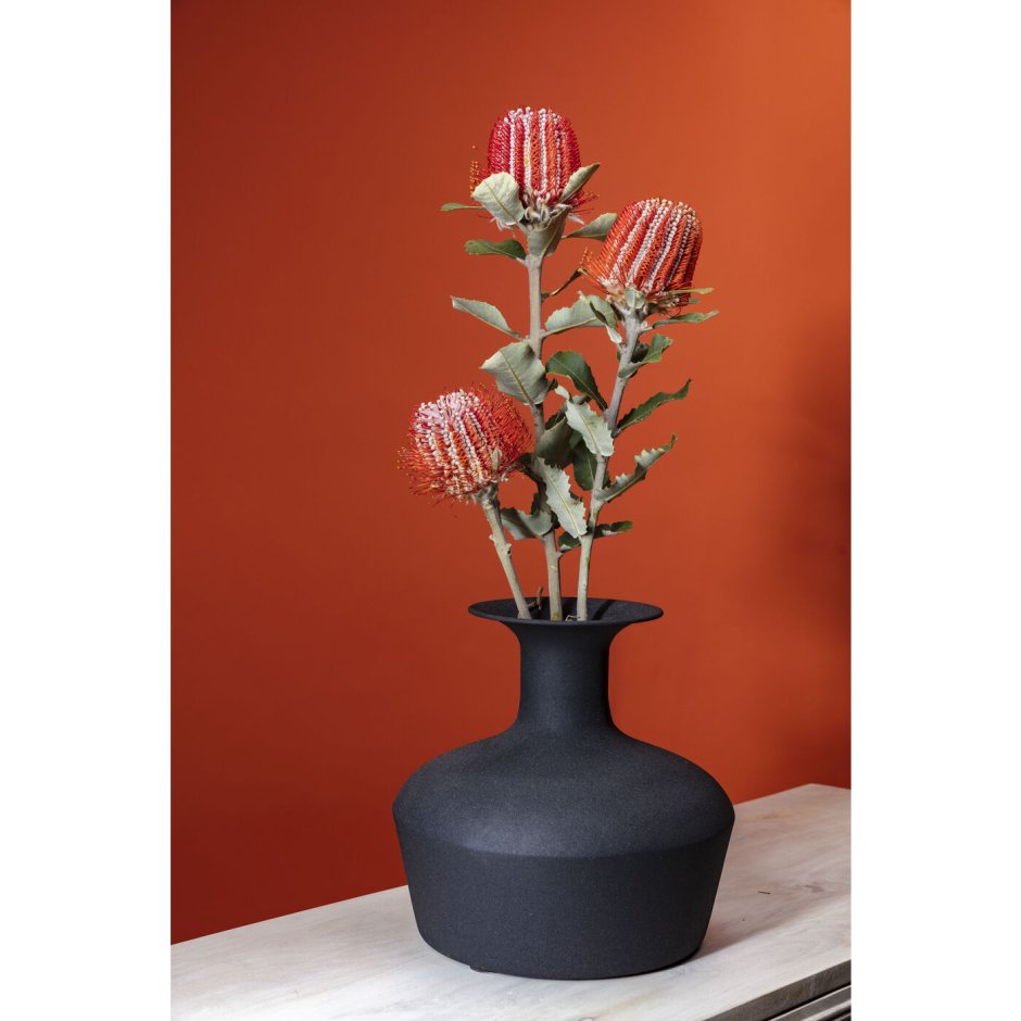 Дизайнерская ваза