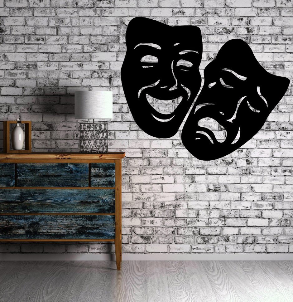 Маски на стену