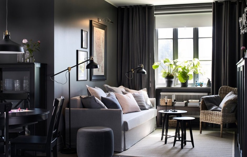 Гостиная с черной мебелью икеа