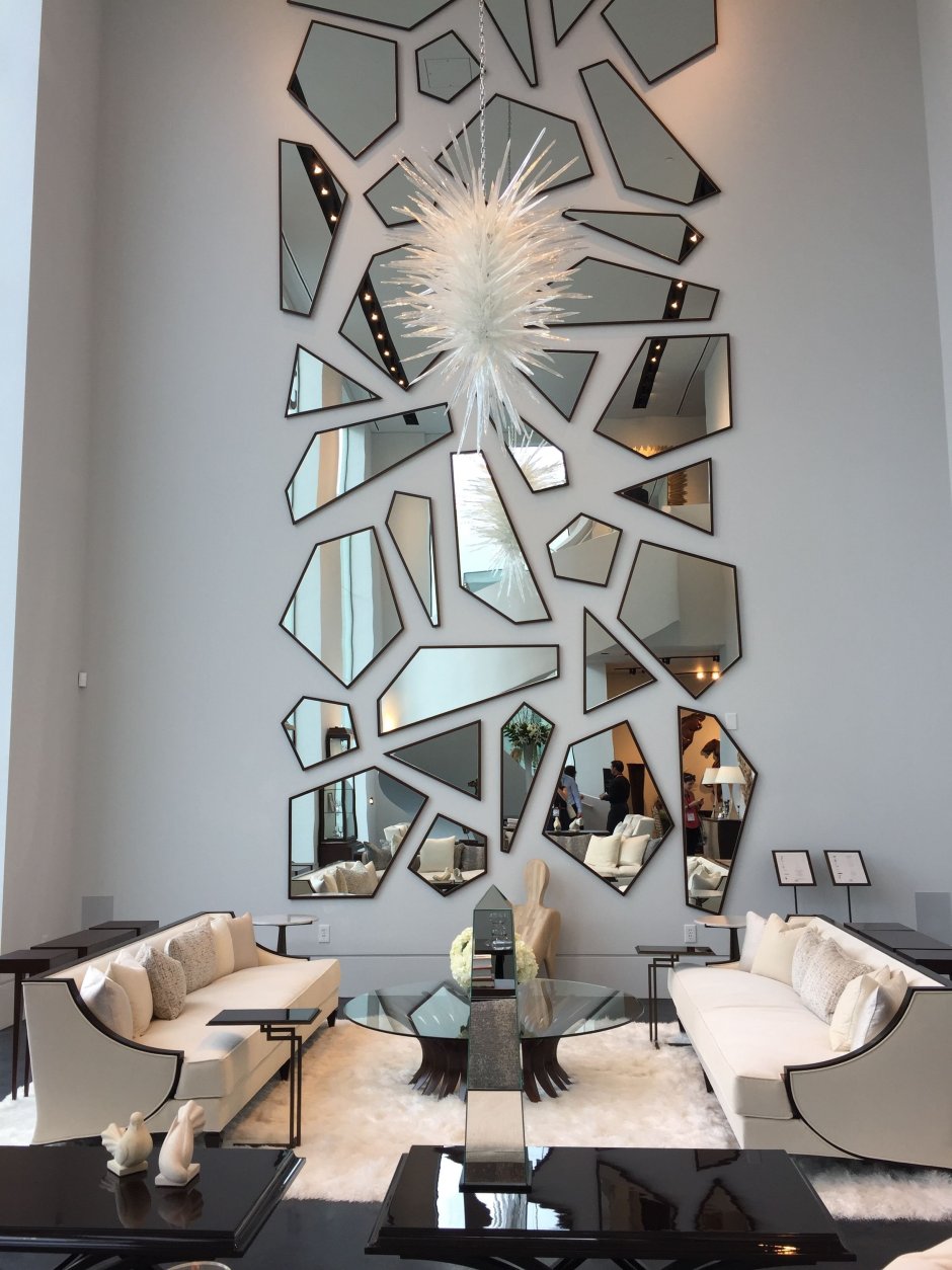 Необычный декор стен