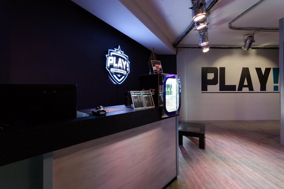 Игровой клуб вывеска