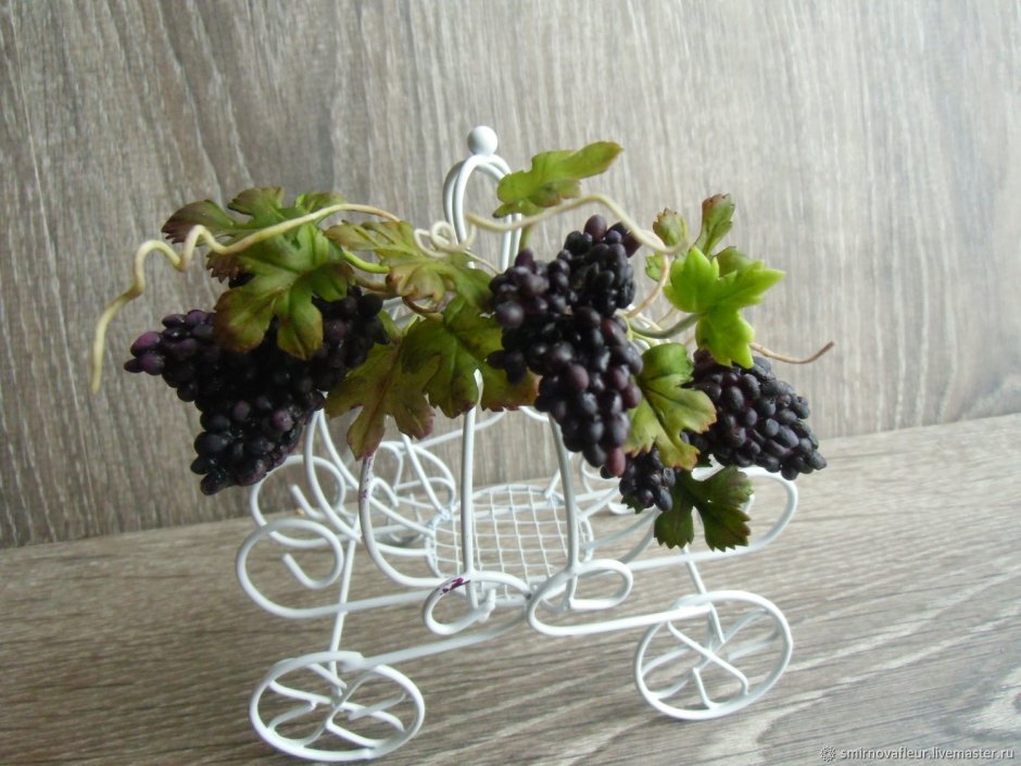 Виноградная лоза арка