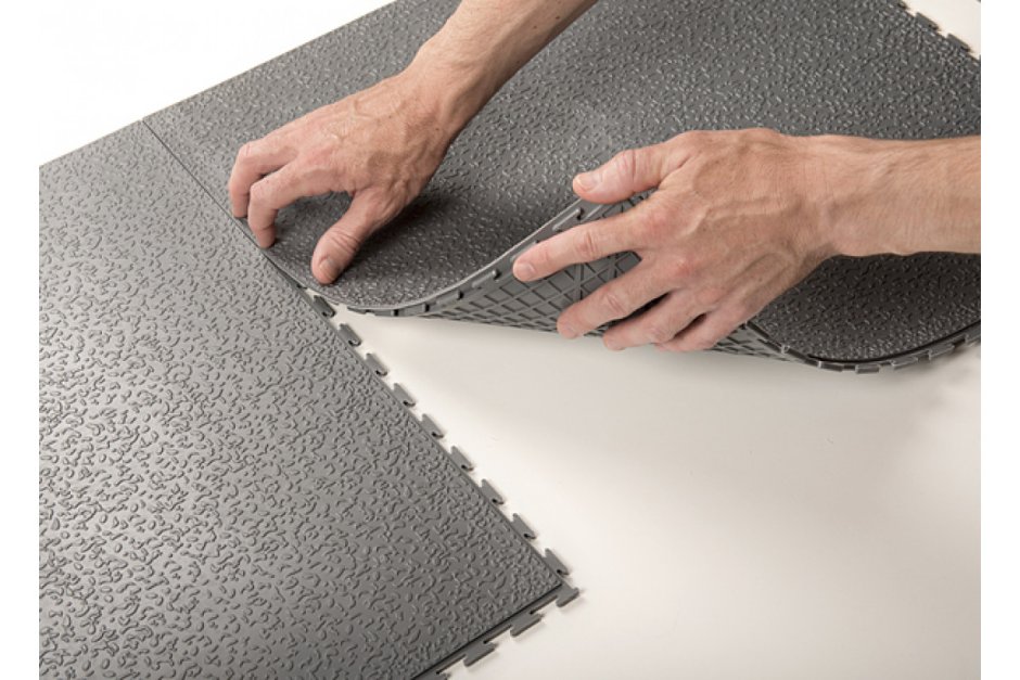 Укладка арт винила Таркетт на клей