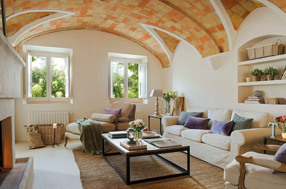 Сводчатый потолок