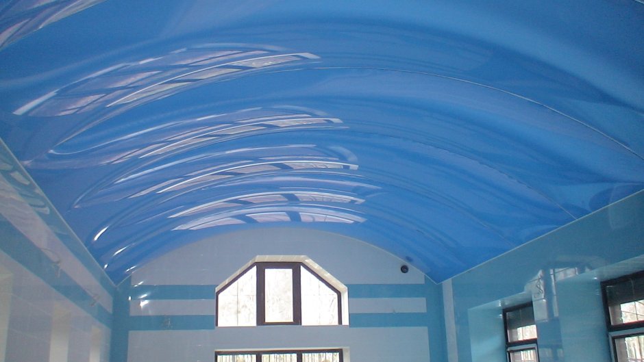 Арочный натяжной потолок
