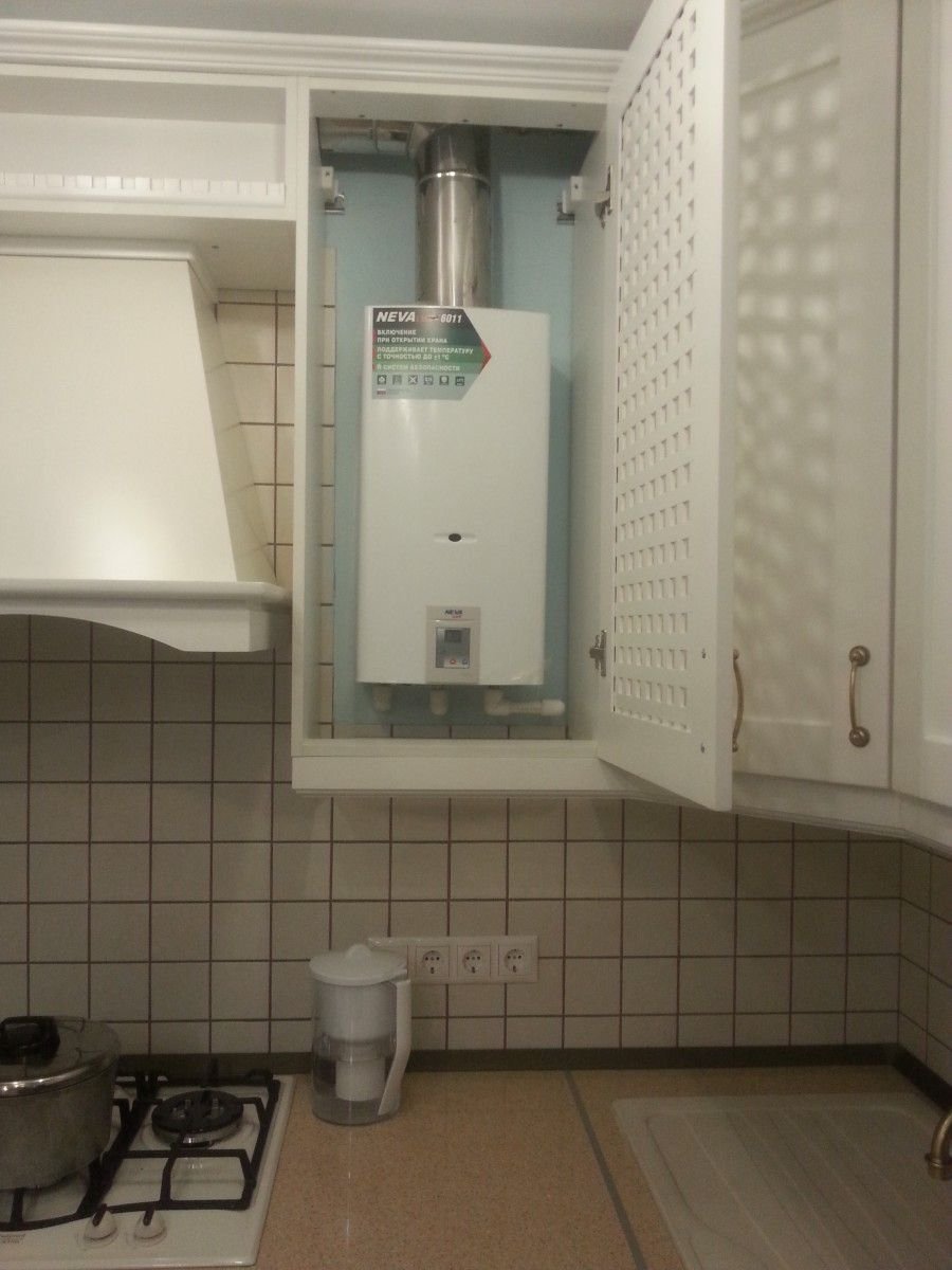 Кухни в хрущёвках с холодильником газовой колонкой 6кв