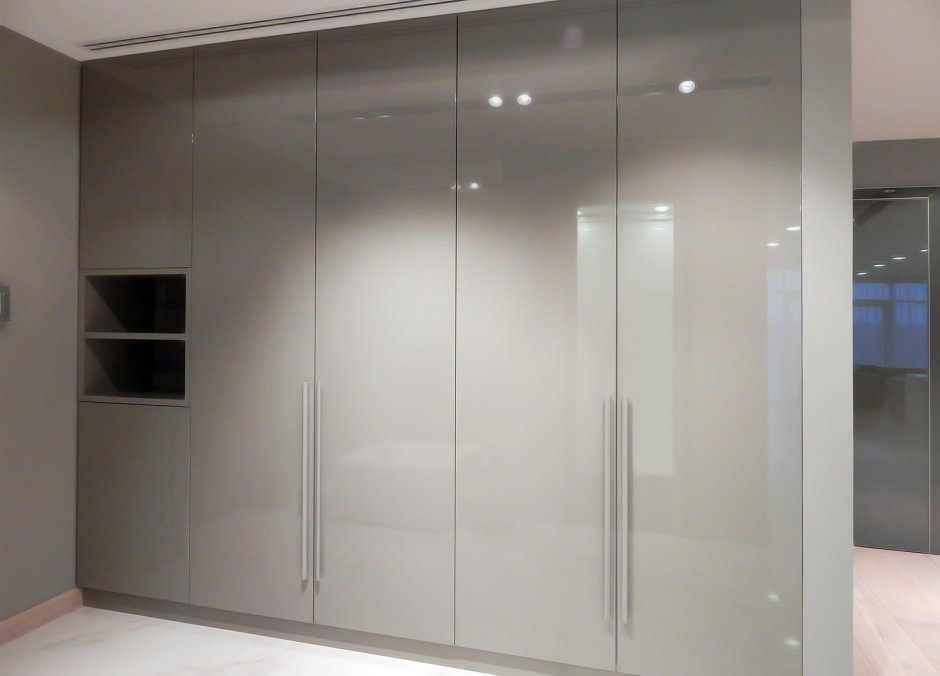 Встроенные шкафы