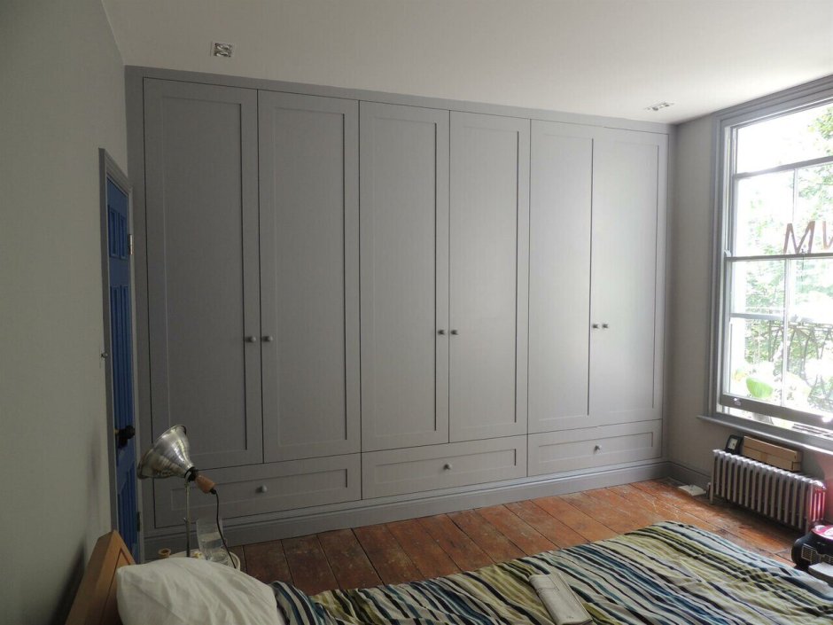 Встроенные шкафы