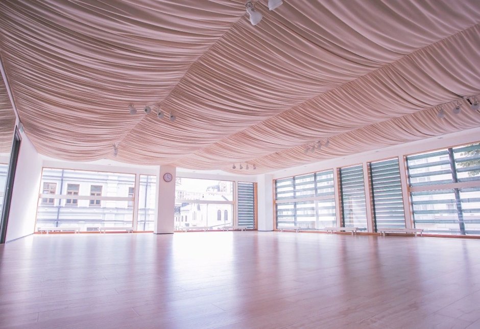 Текстильный потолок