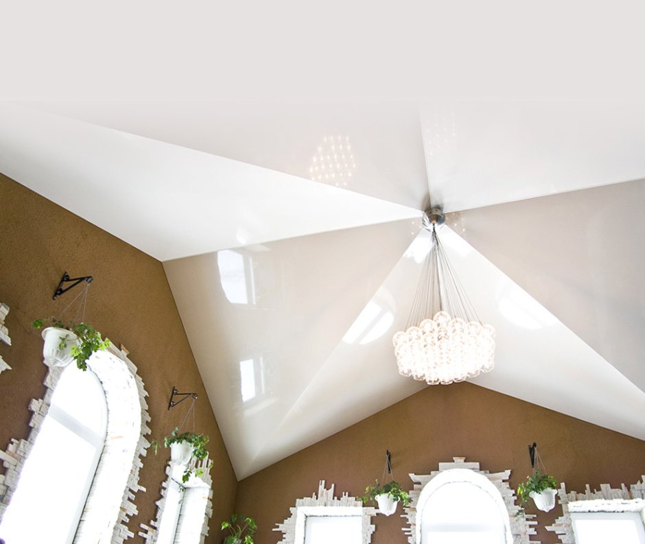 Объемные натяжные потолки