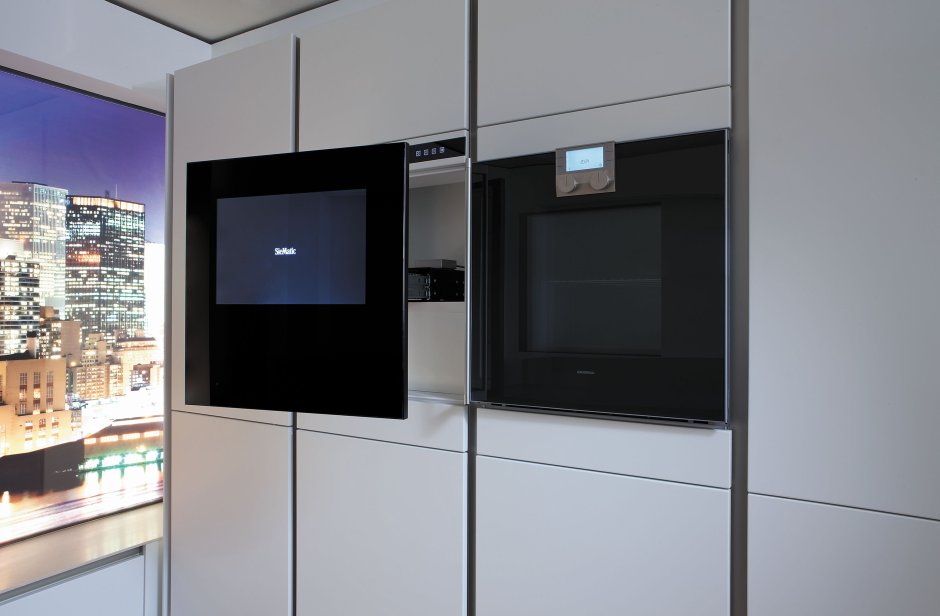 Телевизор встраиваемый в кухонный шкаф