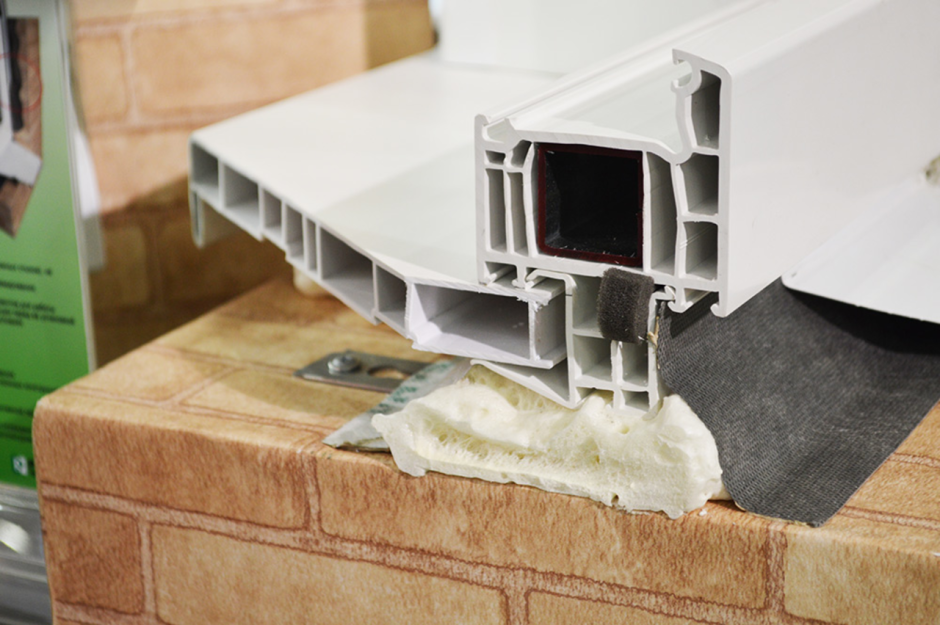 Теплый подставочный профиль