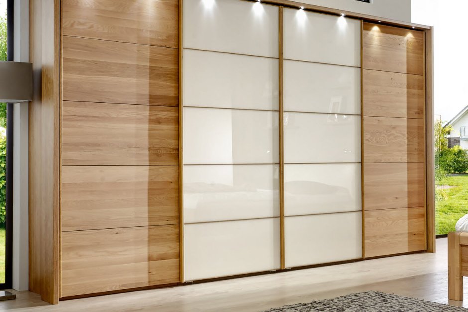 Шкафы встроенные в стену