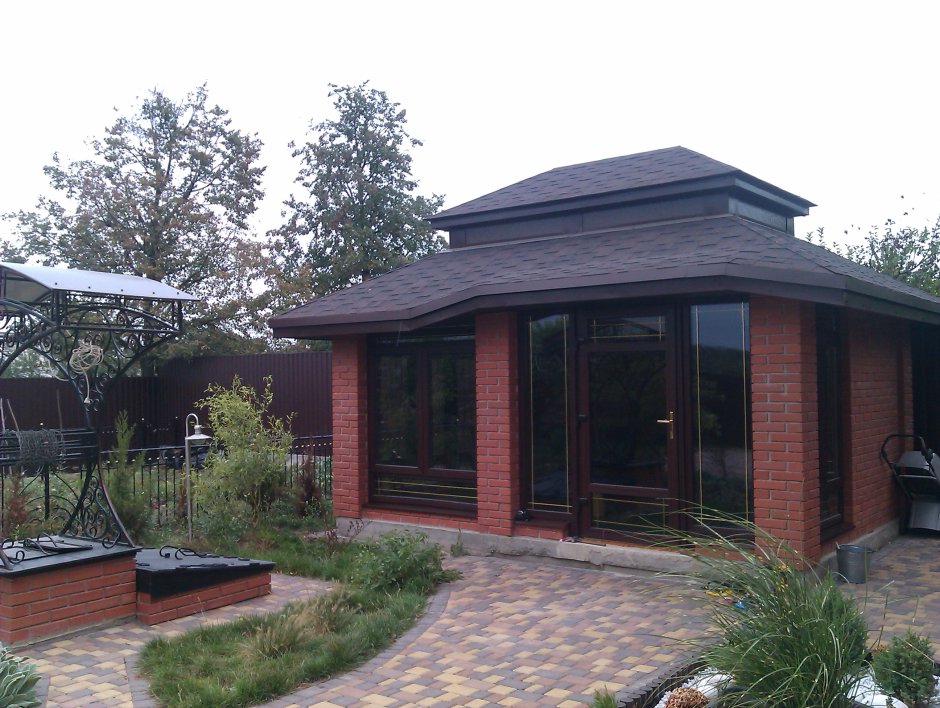 Безрамное остекление беседок Ramnet