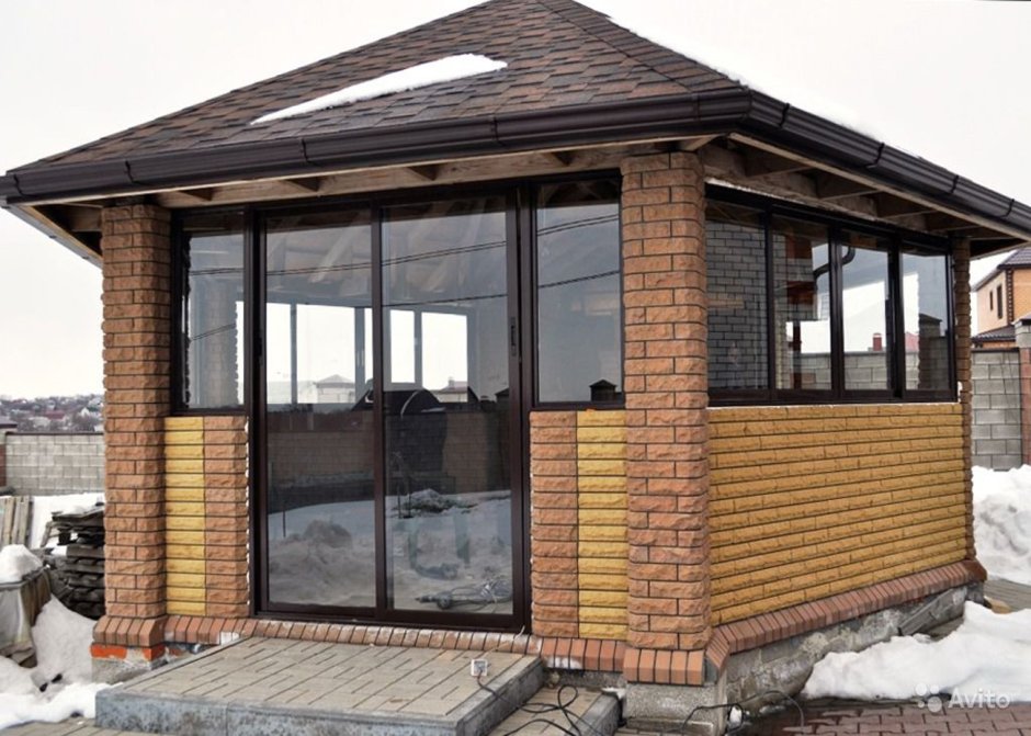 Безрамное остекление барбекю