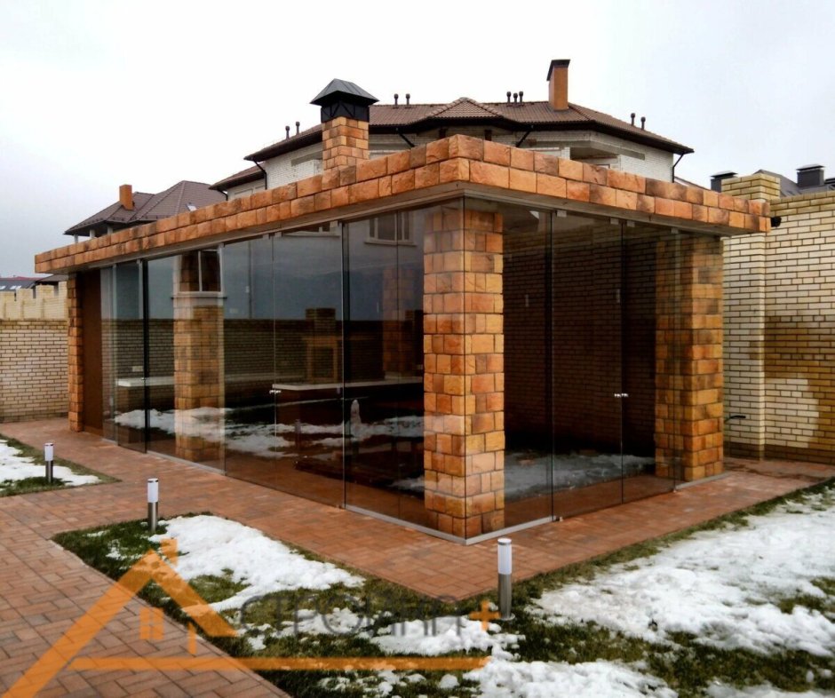 Кирпичная беседка с барбекю