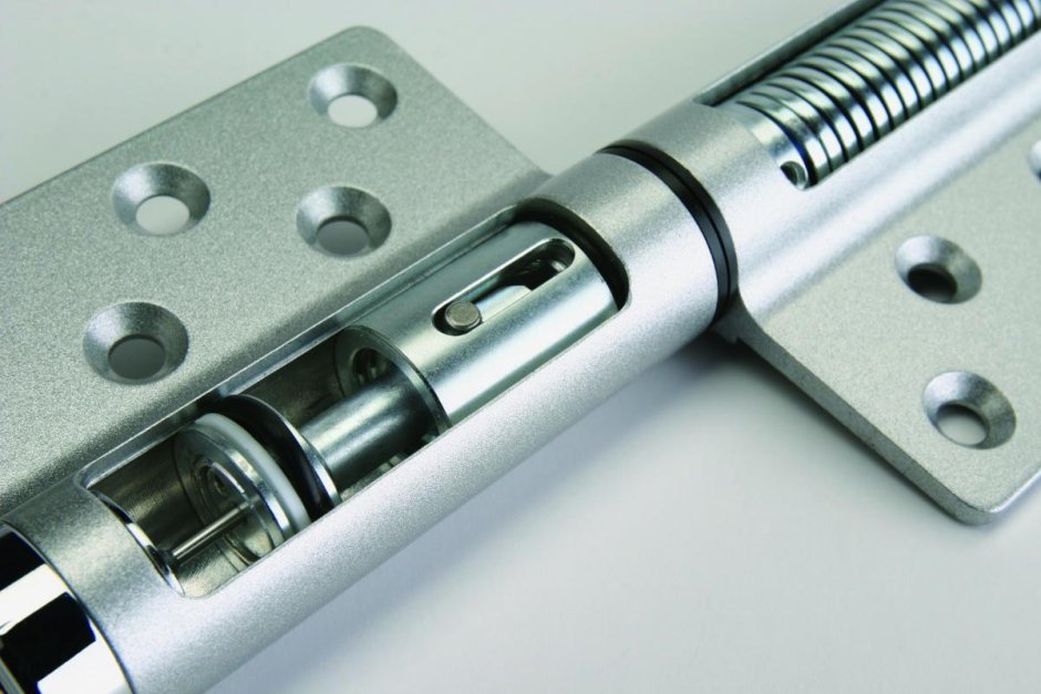 Петля доводчик т82