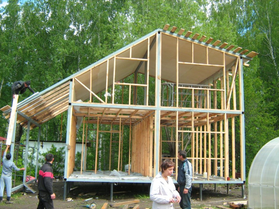 Каркасный дом из металла