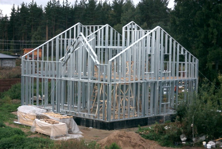 Металлический каркасный дом