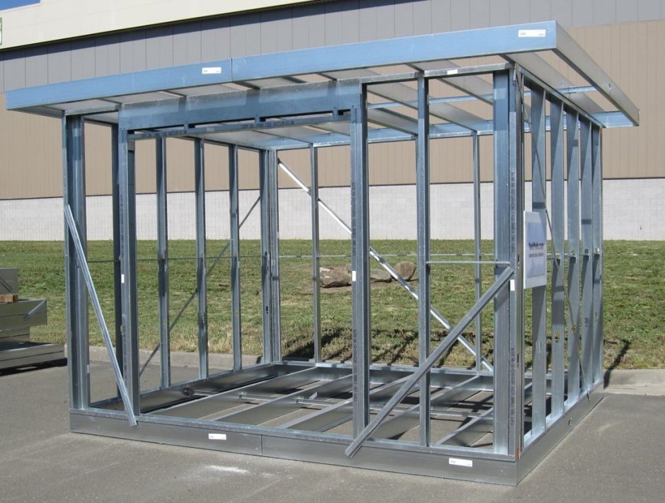 Сарай из ЛСТК