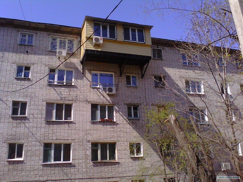 Балкон на 1 этаже