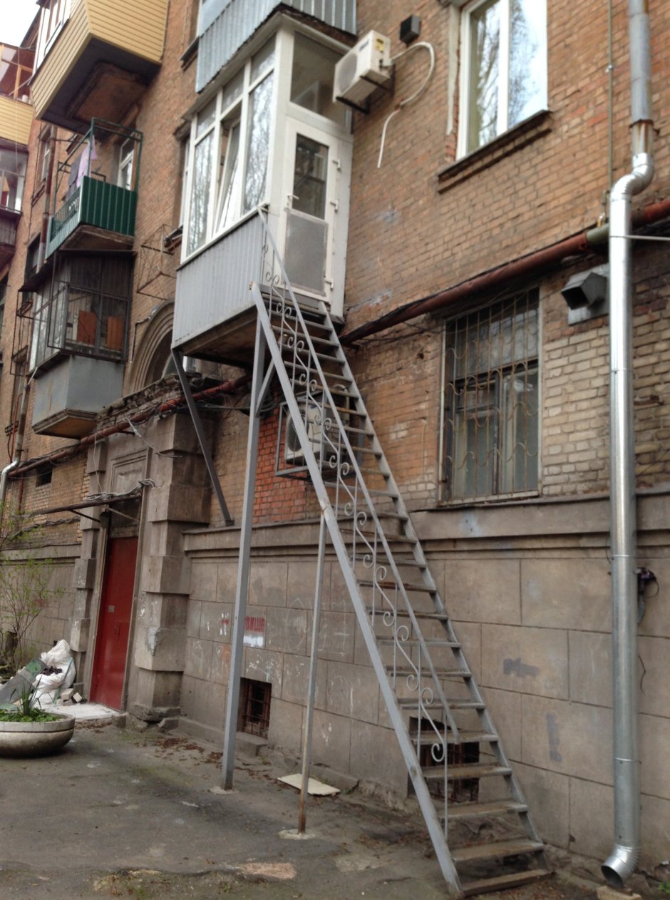 Пристроенный балкон