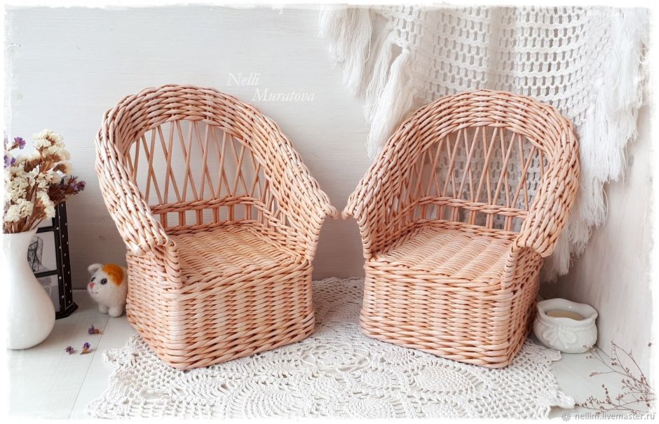 Журнальный столик из бумажной лозы