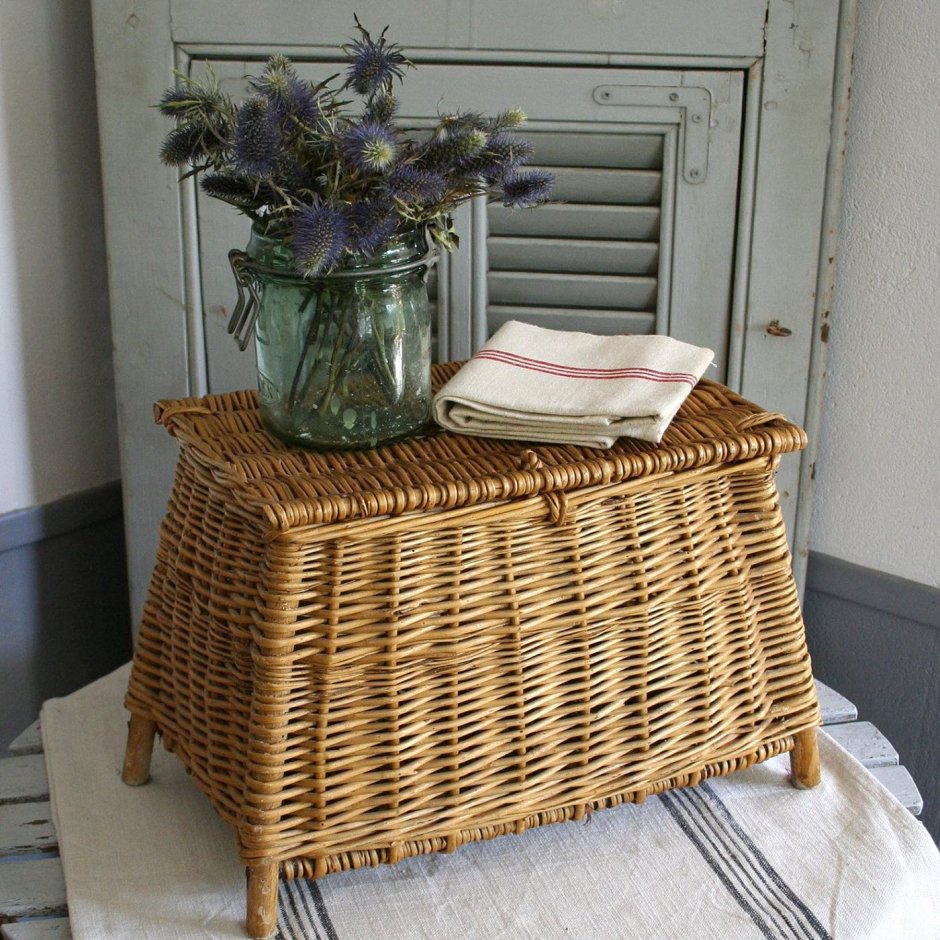 Плетеная подставка для торта