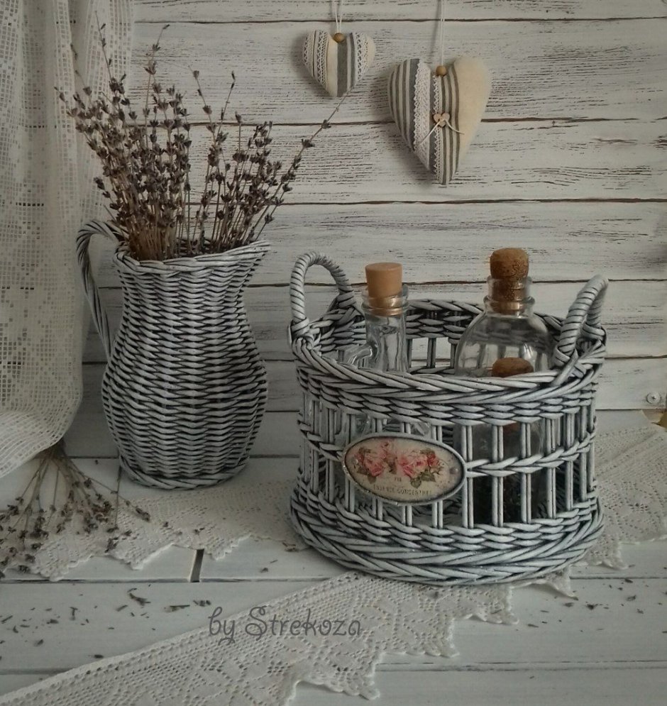 Плетеные кресла из бумажной лозы