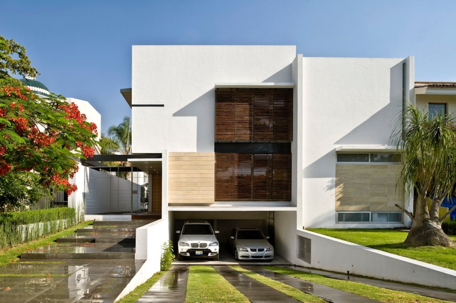 Дома с подземным гаражом